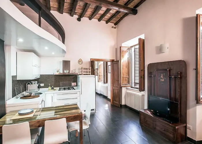 In Front Of Coliseum Appartement