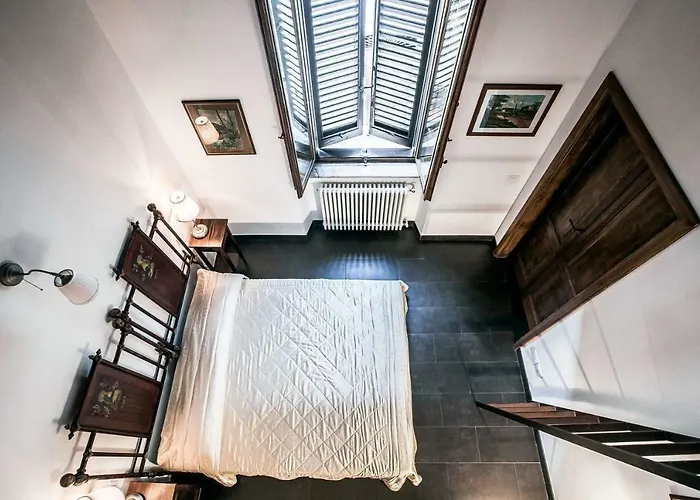 In Front Of Coliseum Appartement